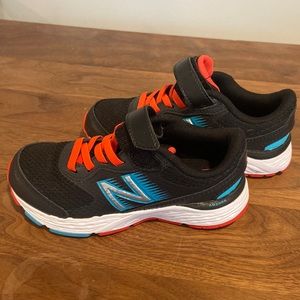 Toddler boys new balance sneakers size 11. Never worn. Velcro closure